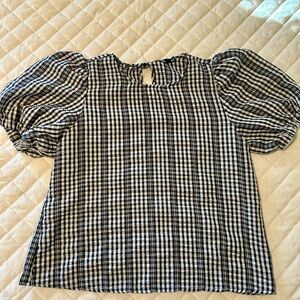 Elegant Checkered Puff Sleeve Blouse